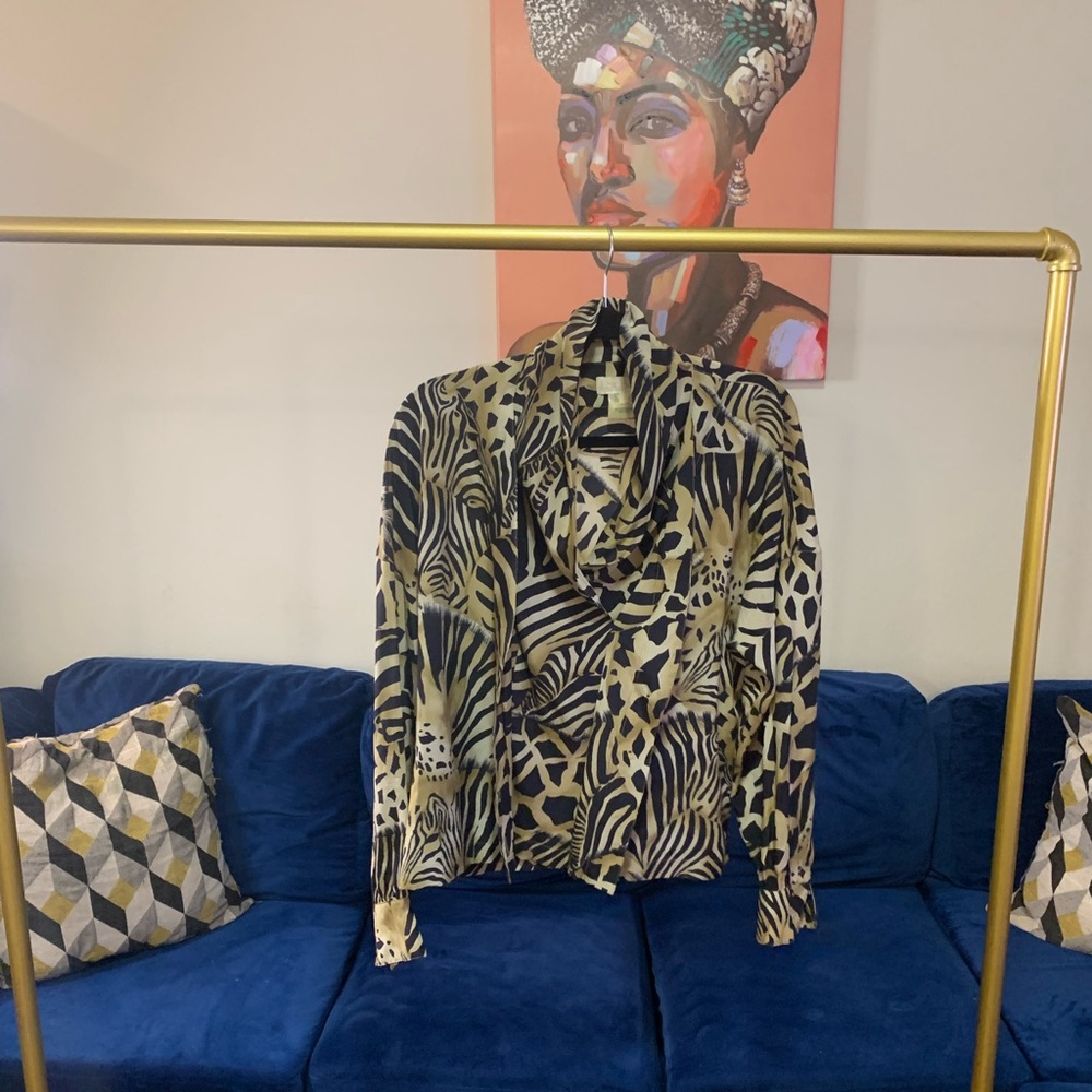 Vintage Escada Silk Blouse - Size 8 - Picture 3 of 9